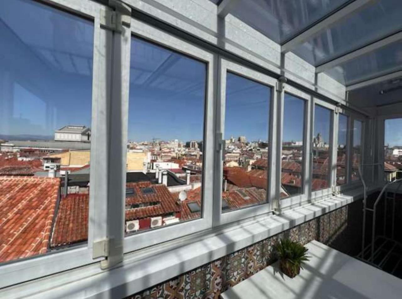 Apartamentos El Tiempo Мадрид Экстерьер фото