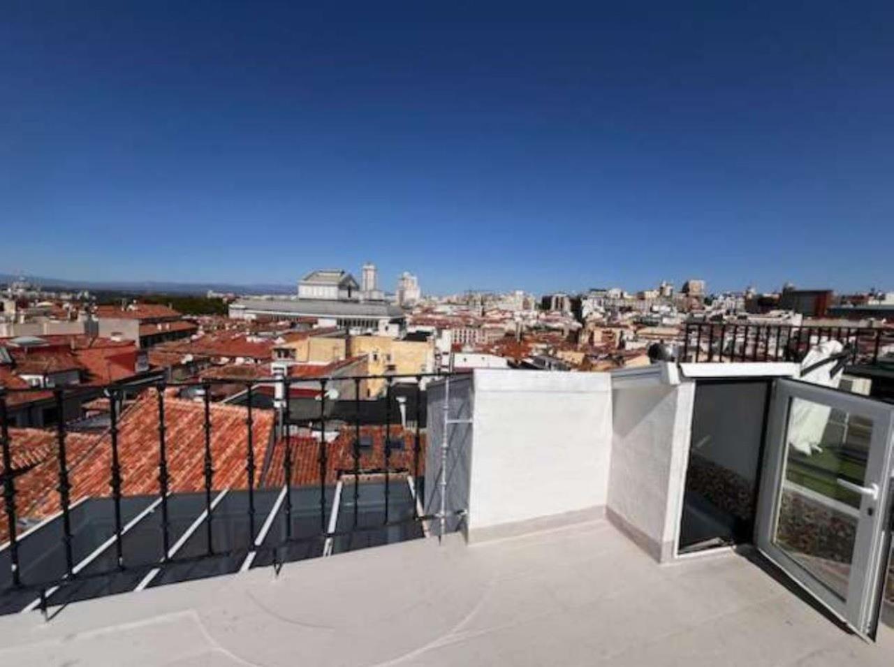 Apartamentos El Tiempo Мадрид Экстерьер фото