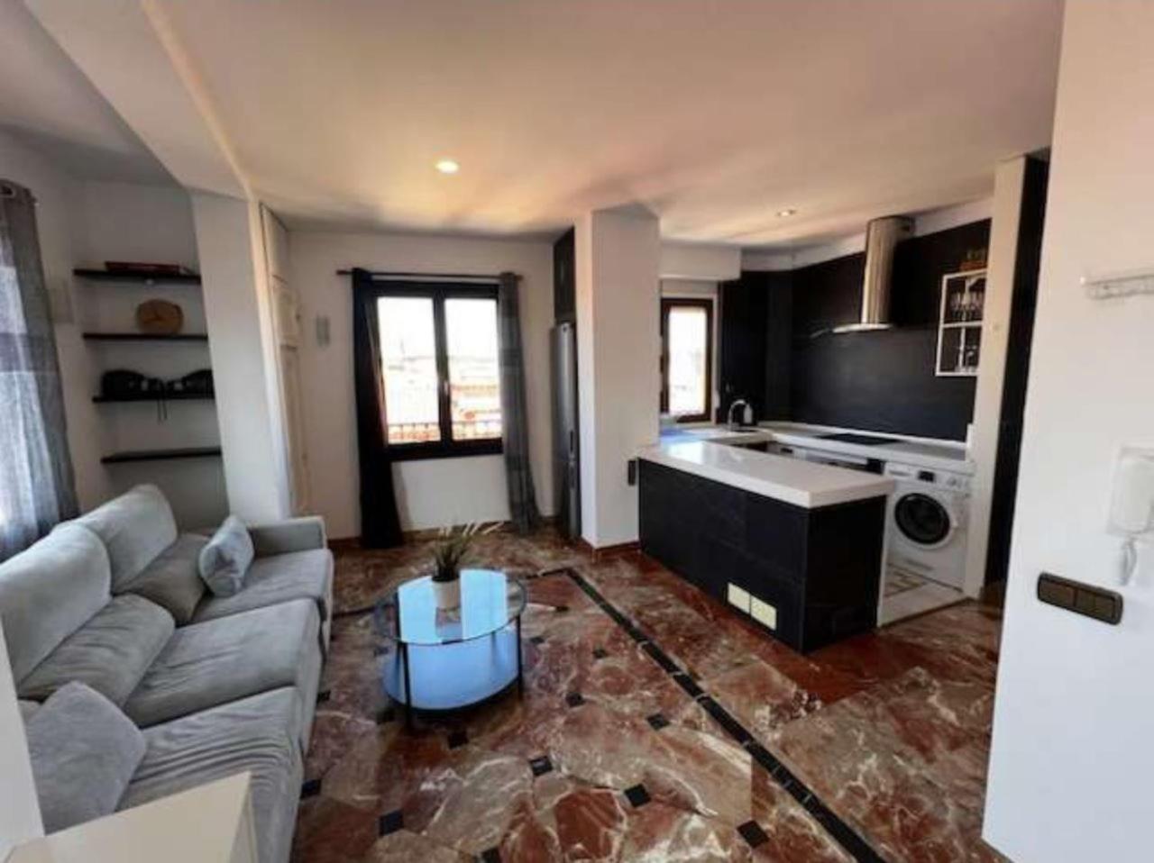 Apartamentos El Tiempo Мадрид Экстерьер фото